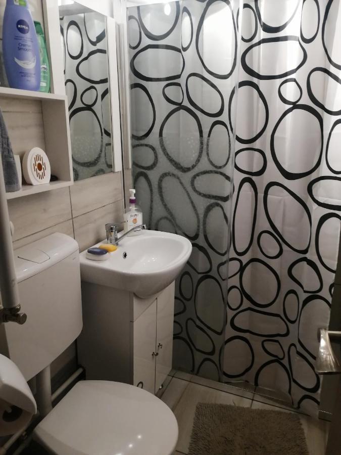 Apartamento Amigohd² Hunedoara Exterior foto